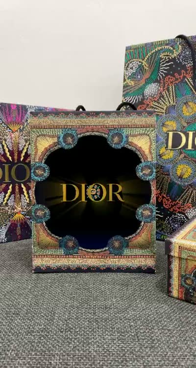 Dior Christmas Packaging — Dior
